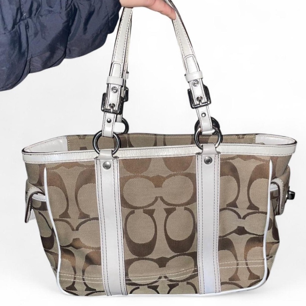 Coach— gallery canvas signature coach bag - Picture 2 of 6